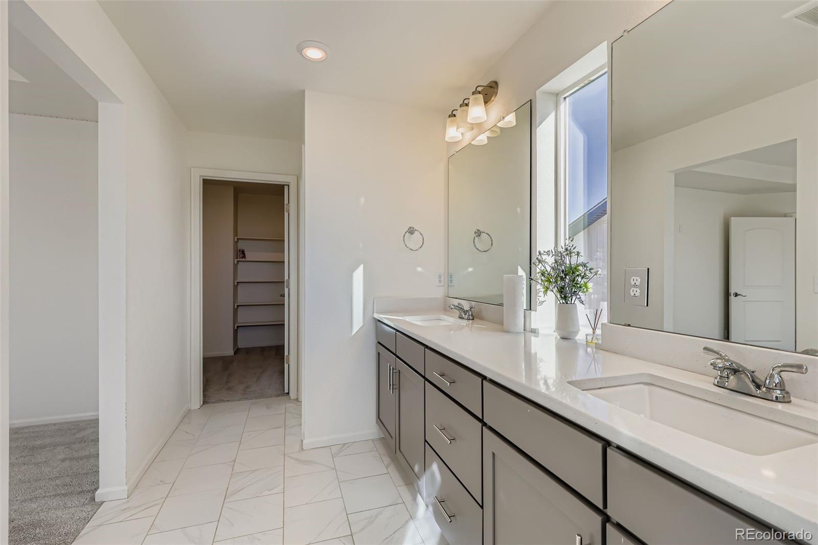 22238 E 45th Place Aurora CO 80019