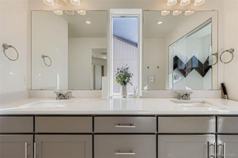 22238 E 45th Place Aurora CO 80019
