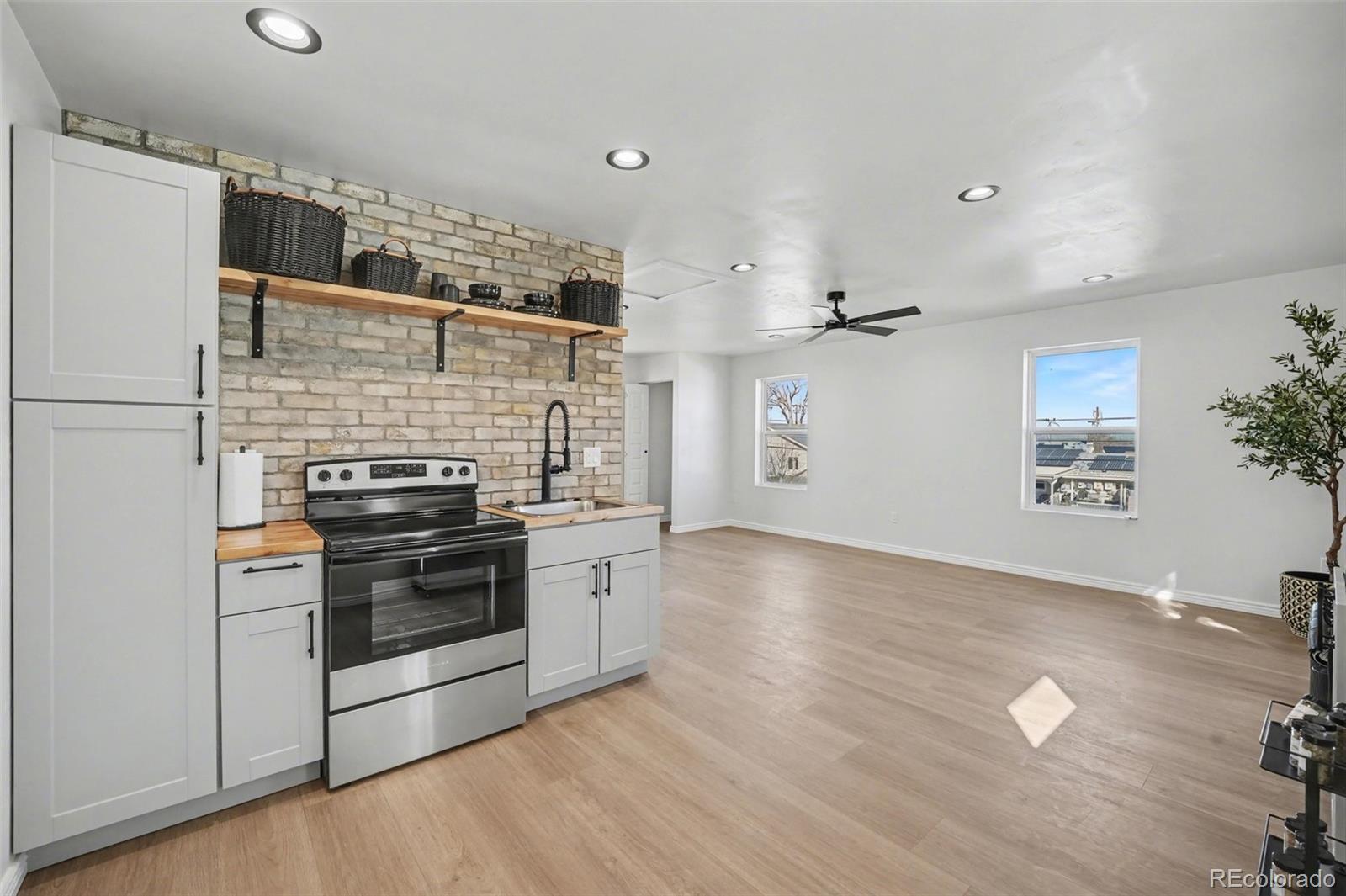 125 6th Street Dacono CO 80514