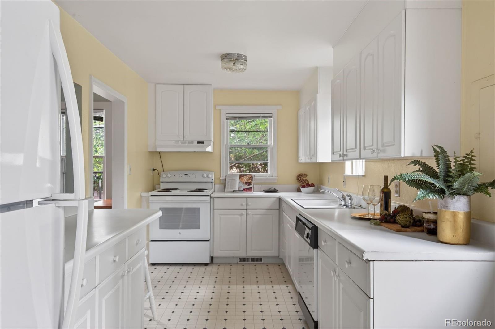 2220 East Street Golden CO 80401