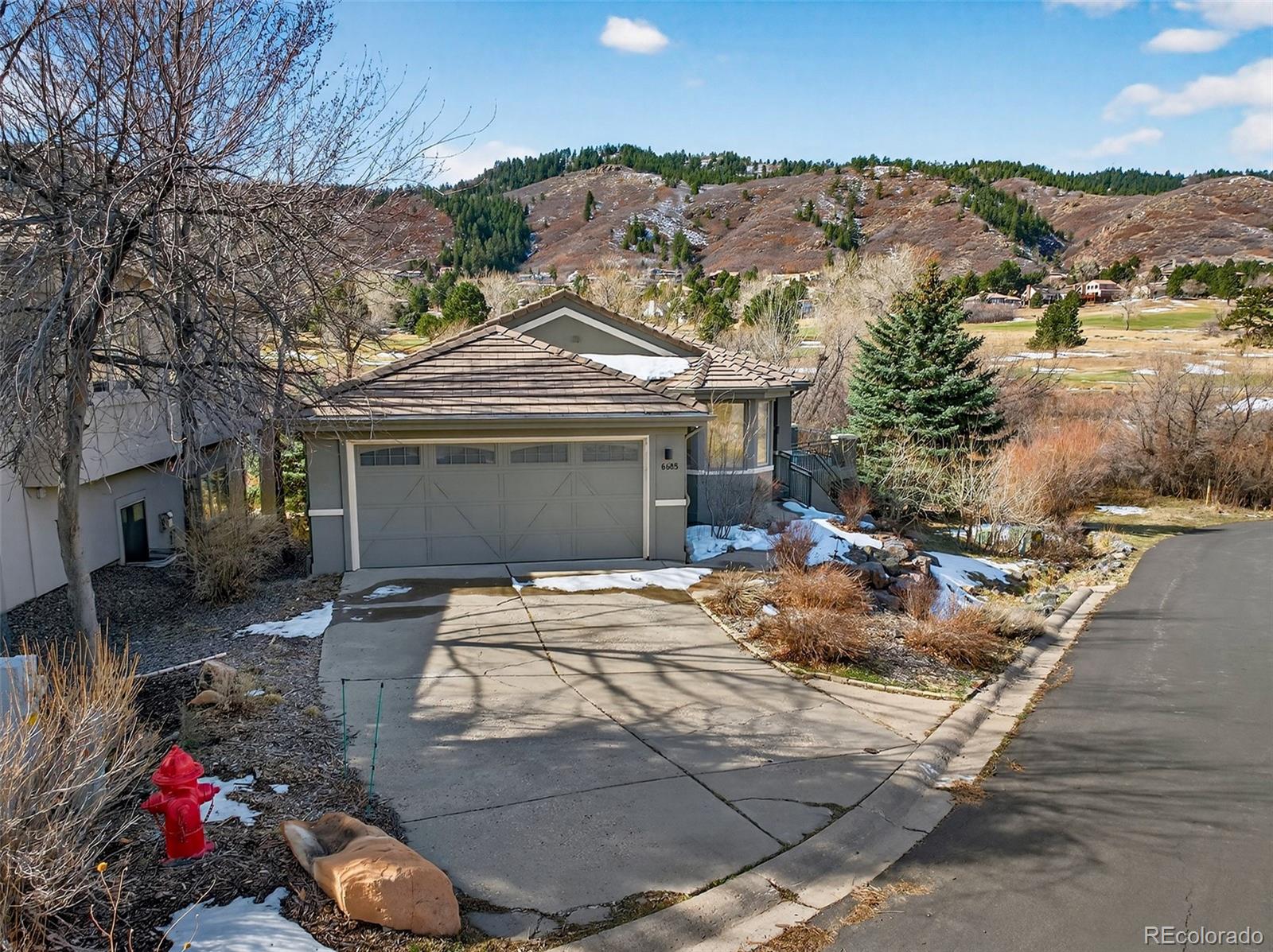 6685 Bright Water Trail Littleton CO 80125