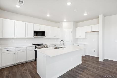 3364 N Irvington Street Aurora CO 80019