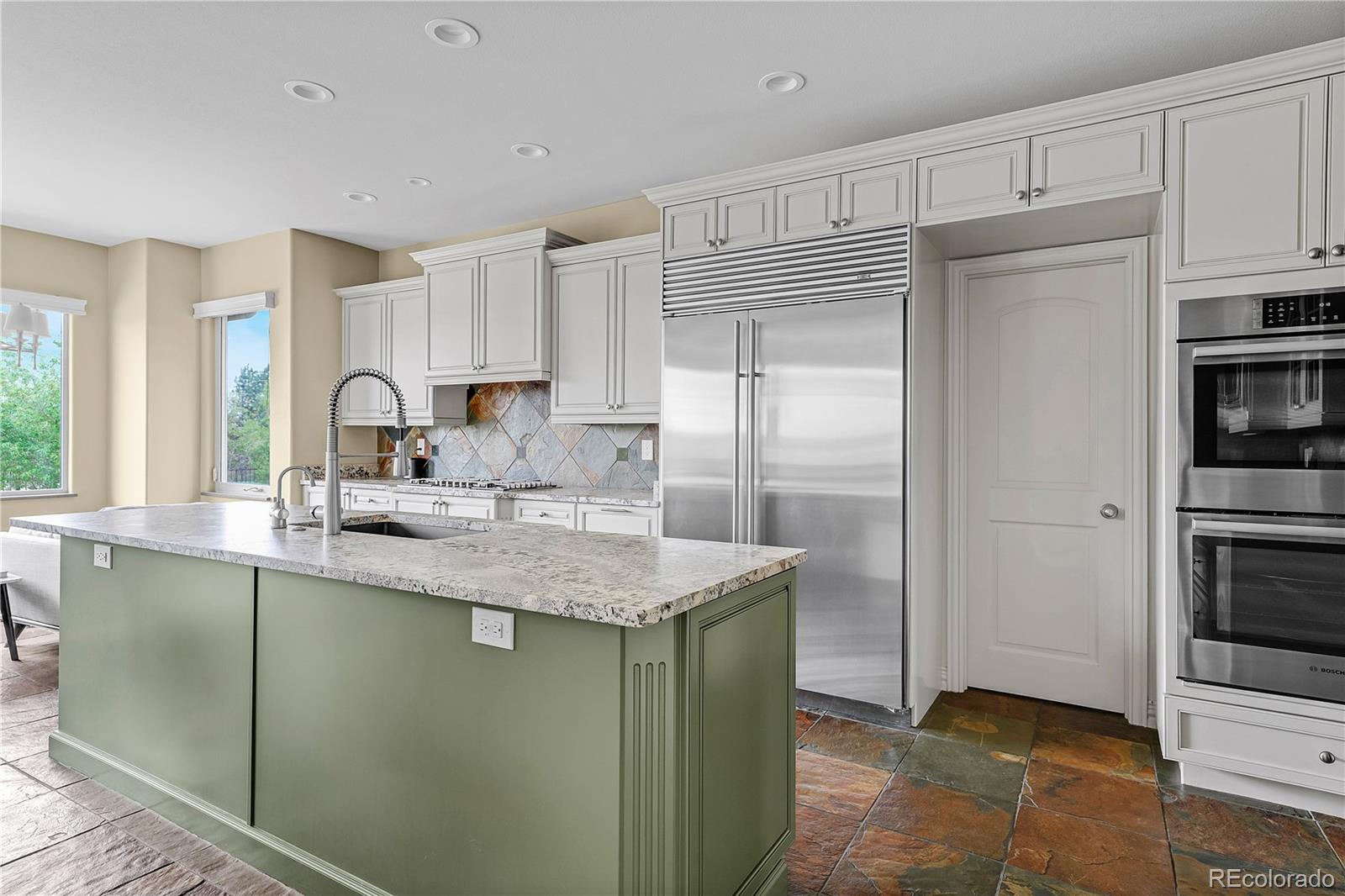 4358 W Hinsdale Avenue Littleton CO 80128
