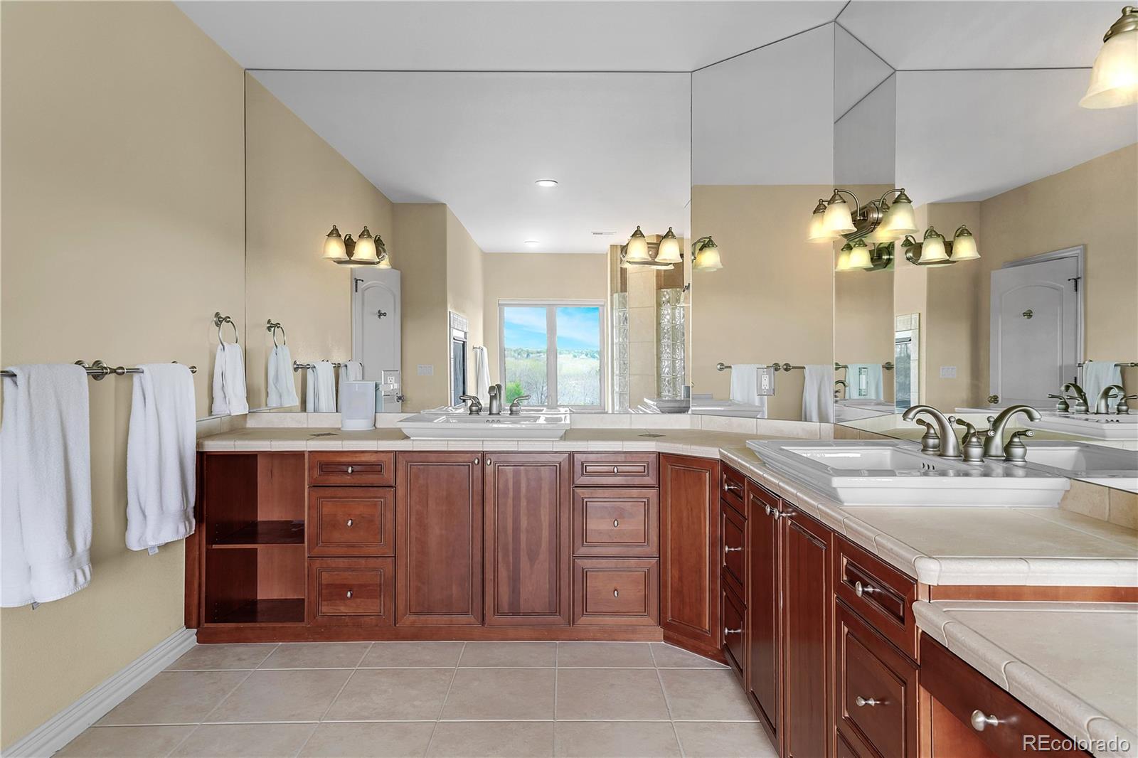 4358 W Hinsdale Avenue Littleton CO 80128