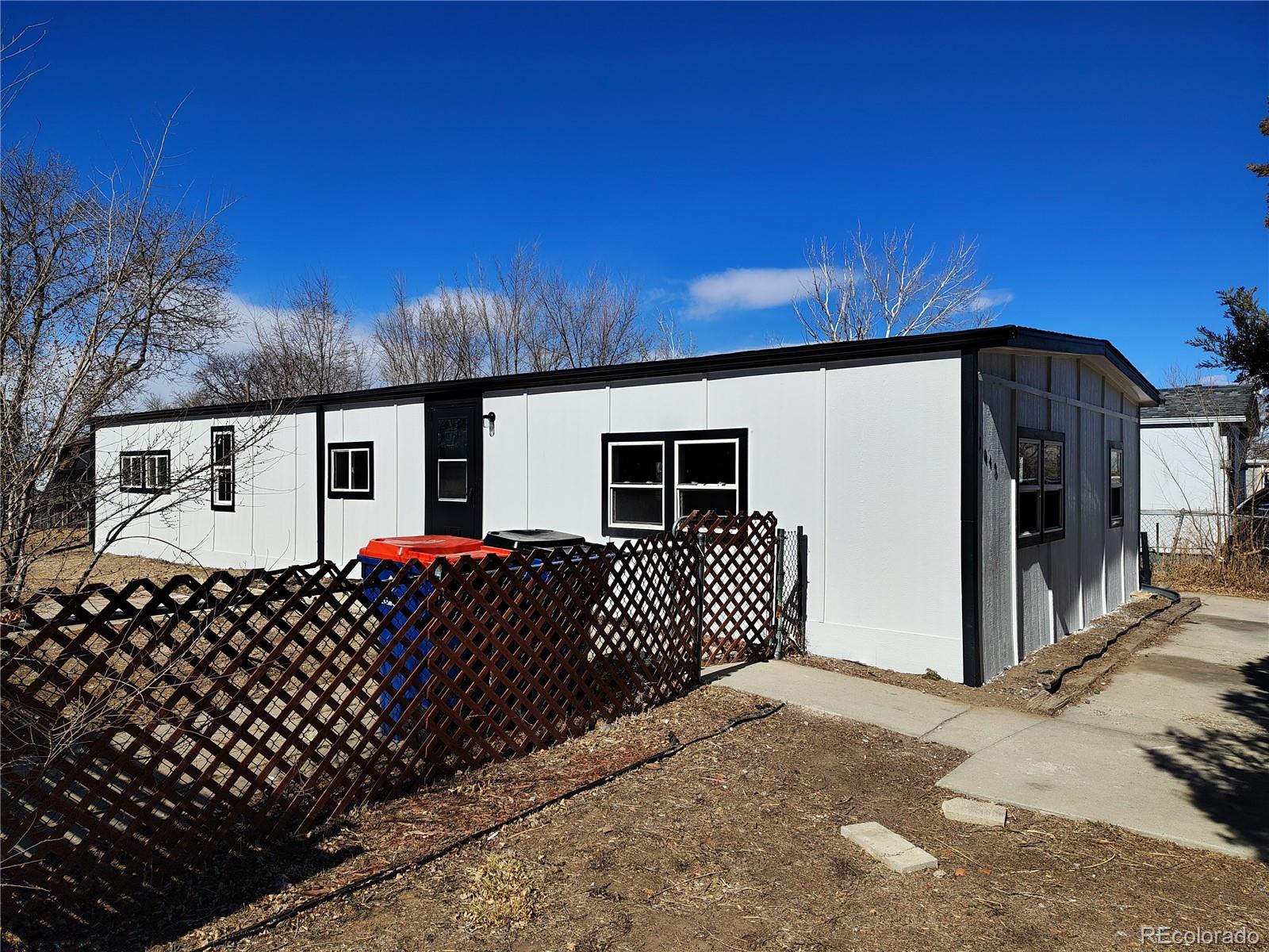 1045 Macdavidson Circle Dacono CO 80514
