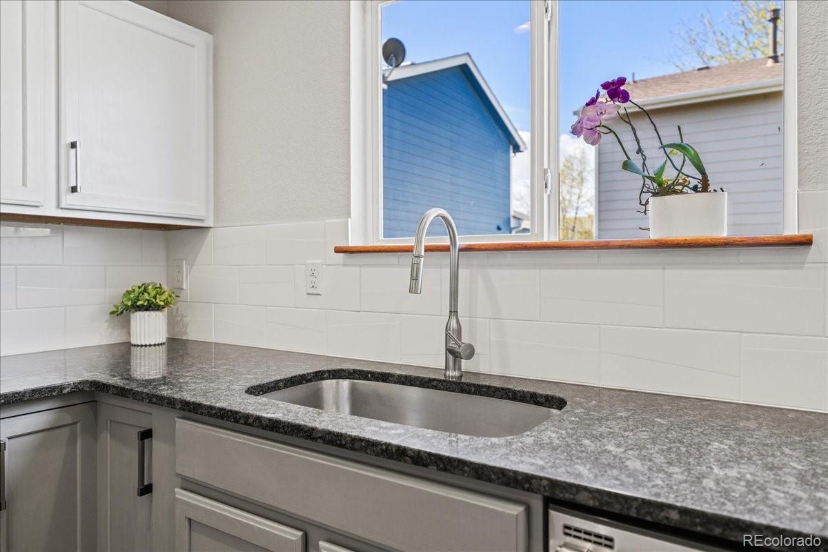 10659 Upper Highland Drive Longmont CO 80504