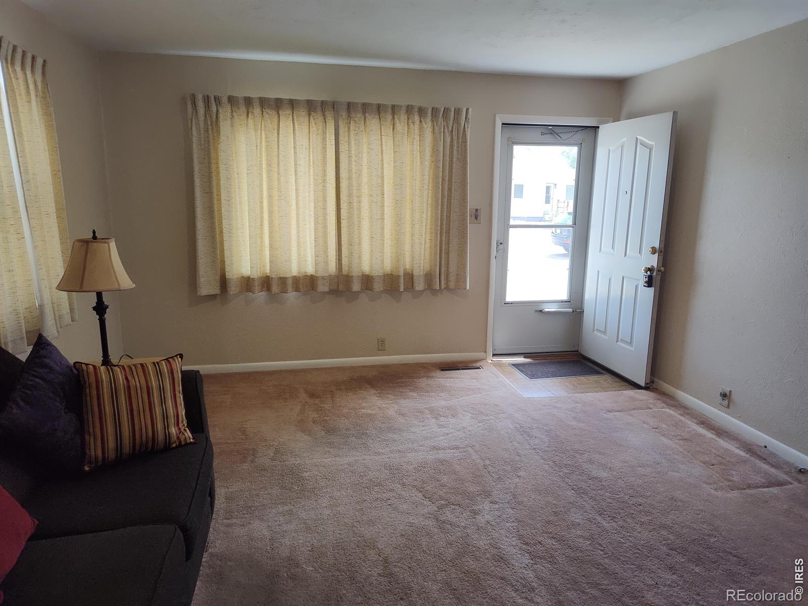 739 Vivian Street Longmont CO 80501