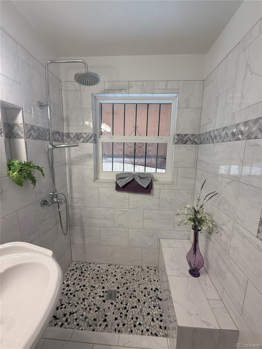 1125 S Eaton Court Lakewood CO 80232