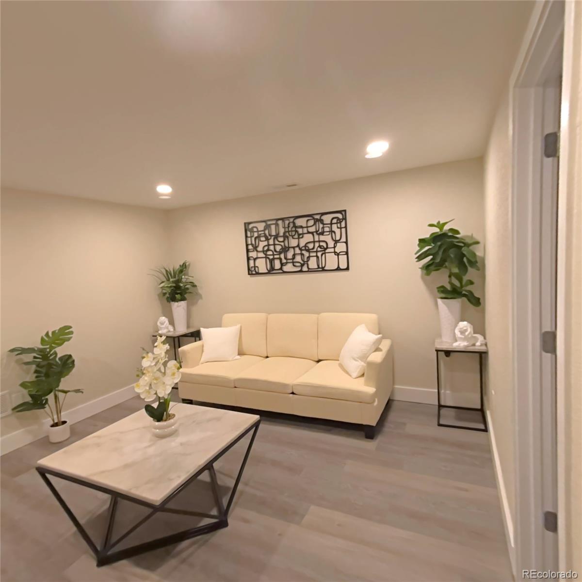 1125 S Eaton Court Lakewood CO 80232