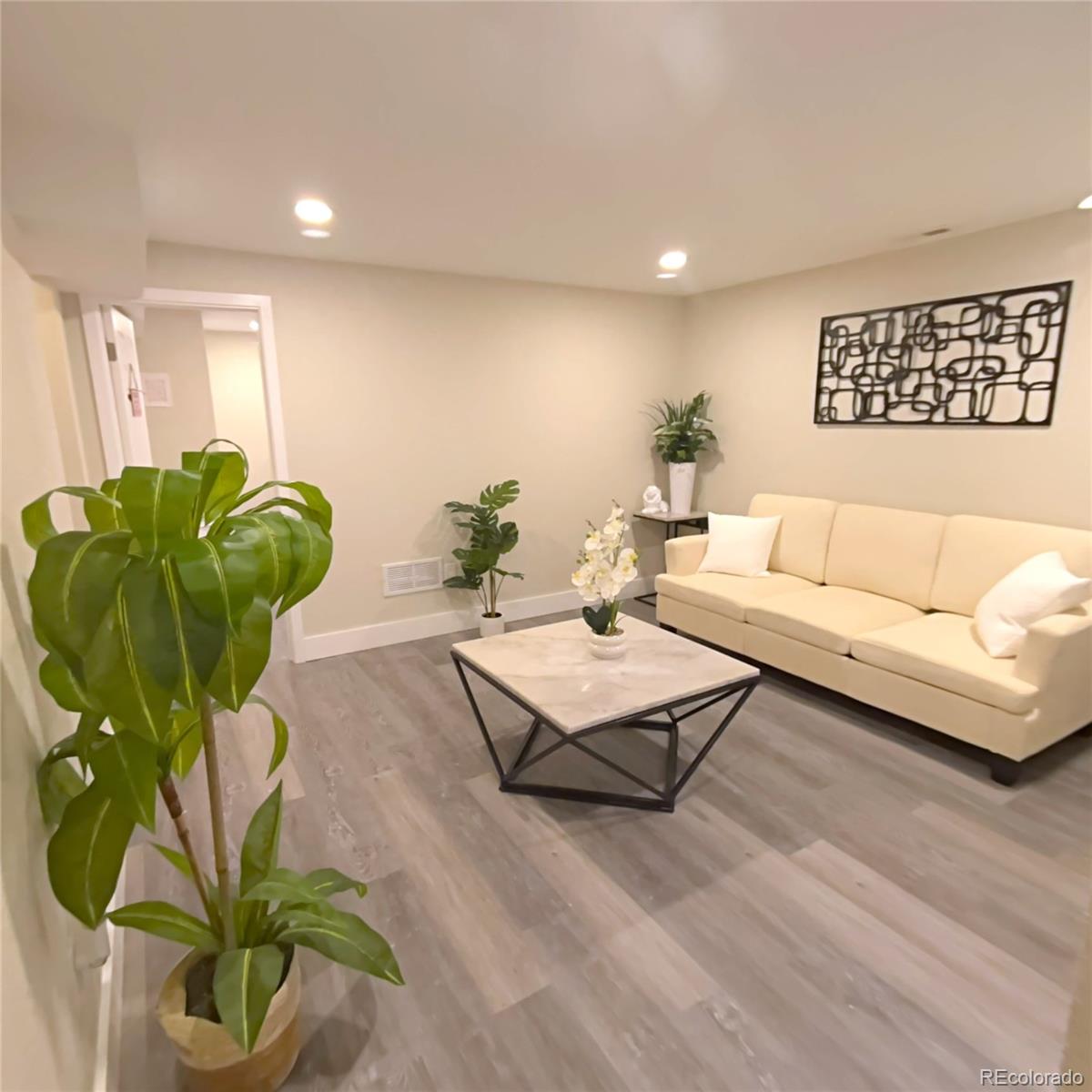 1125 S Eaton Court Lakewood CO 80232
