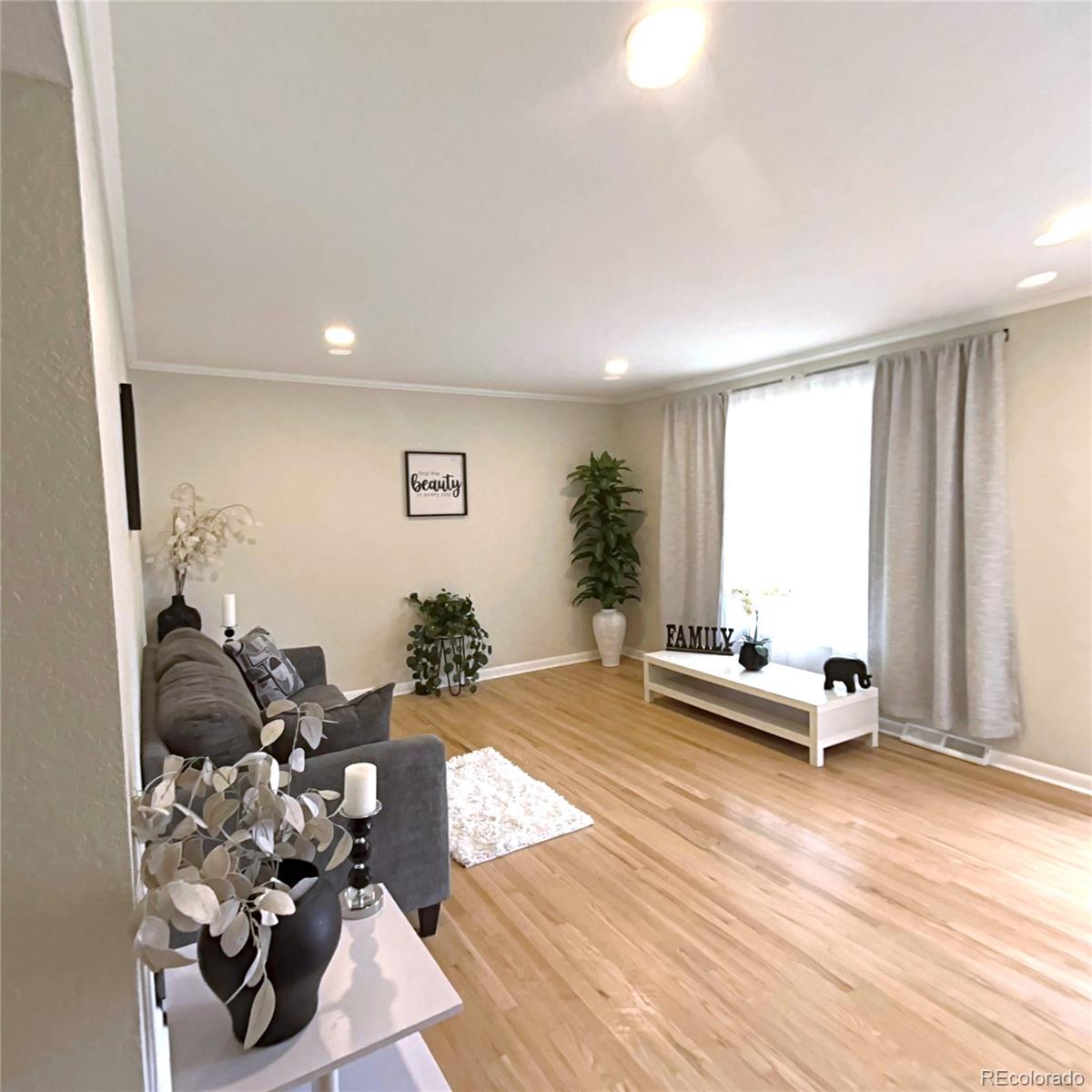 1125 S Eaton Court Lakewood CO 80232