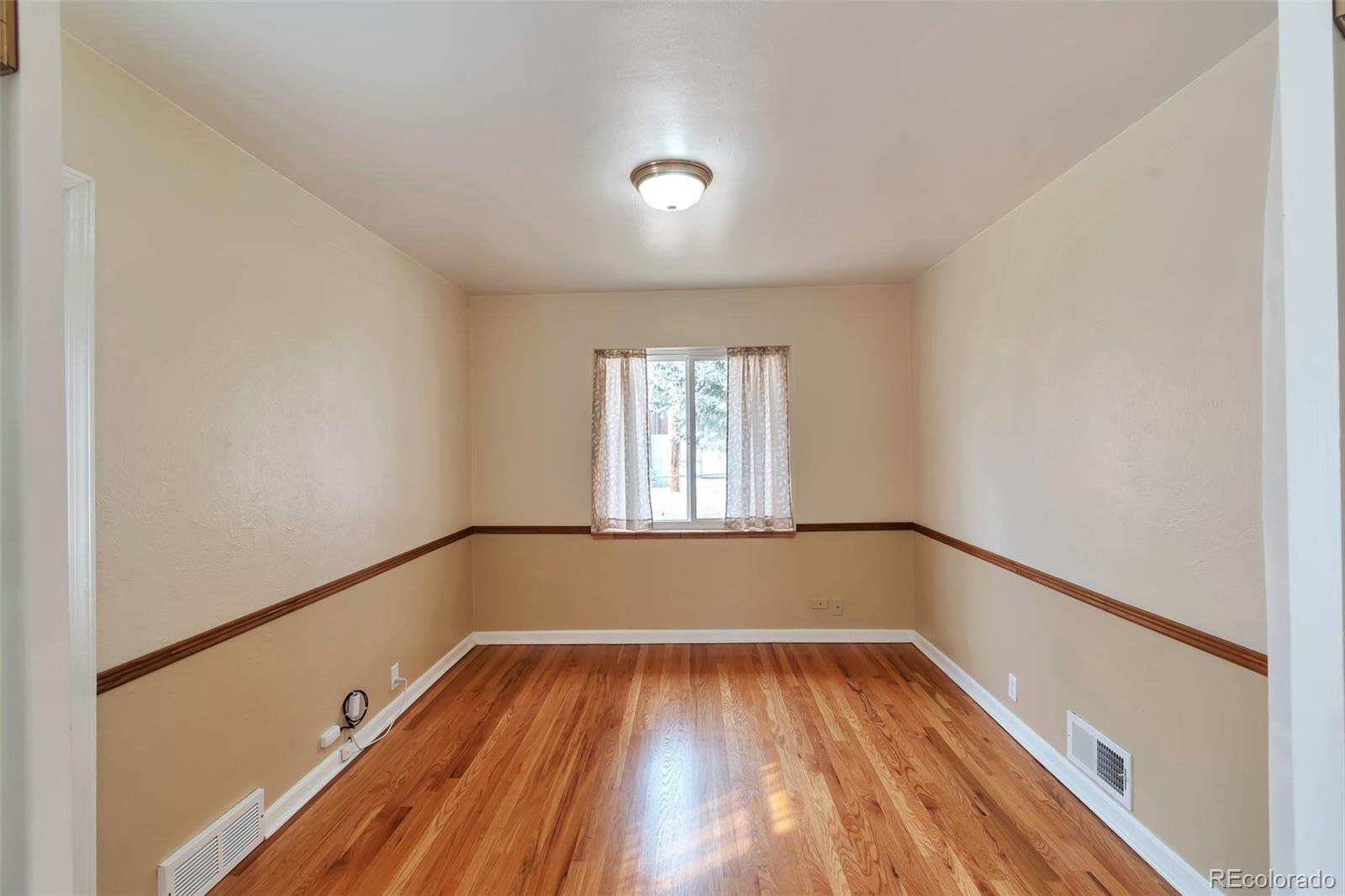 1765 Dover Street Lakewood CO 80215