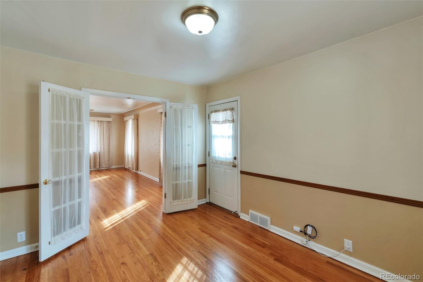 1765 Dover Street Lakewood CO 80215