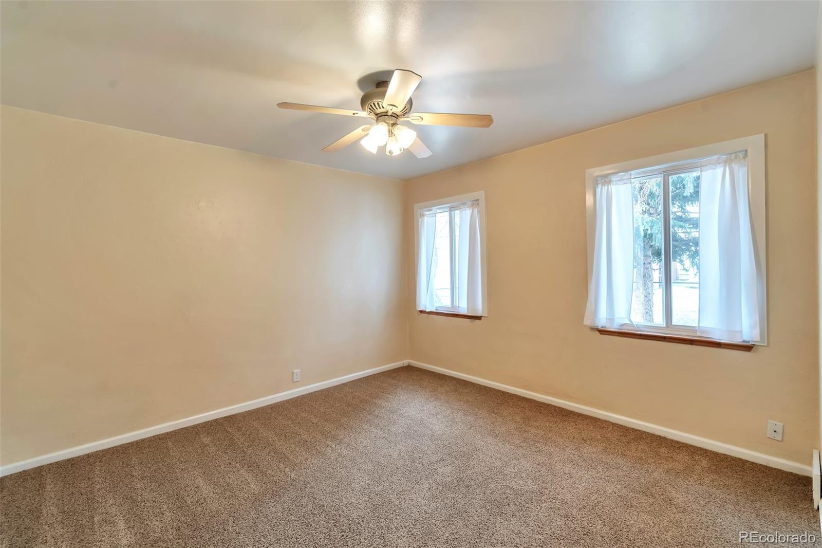1765 Dover Street Lakewood CO 80215