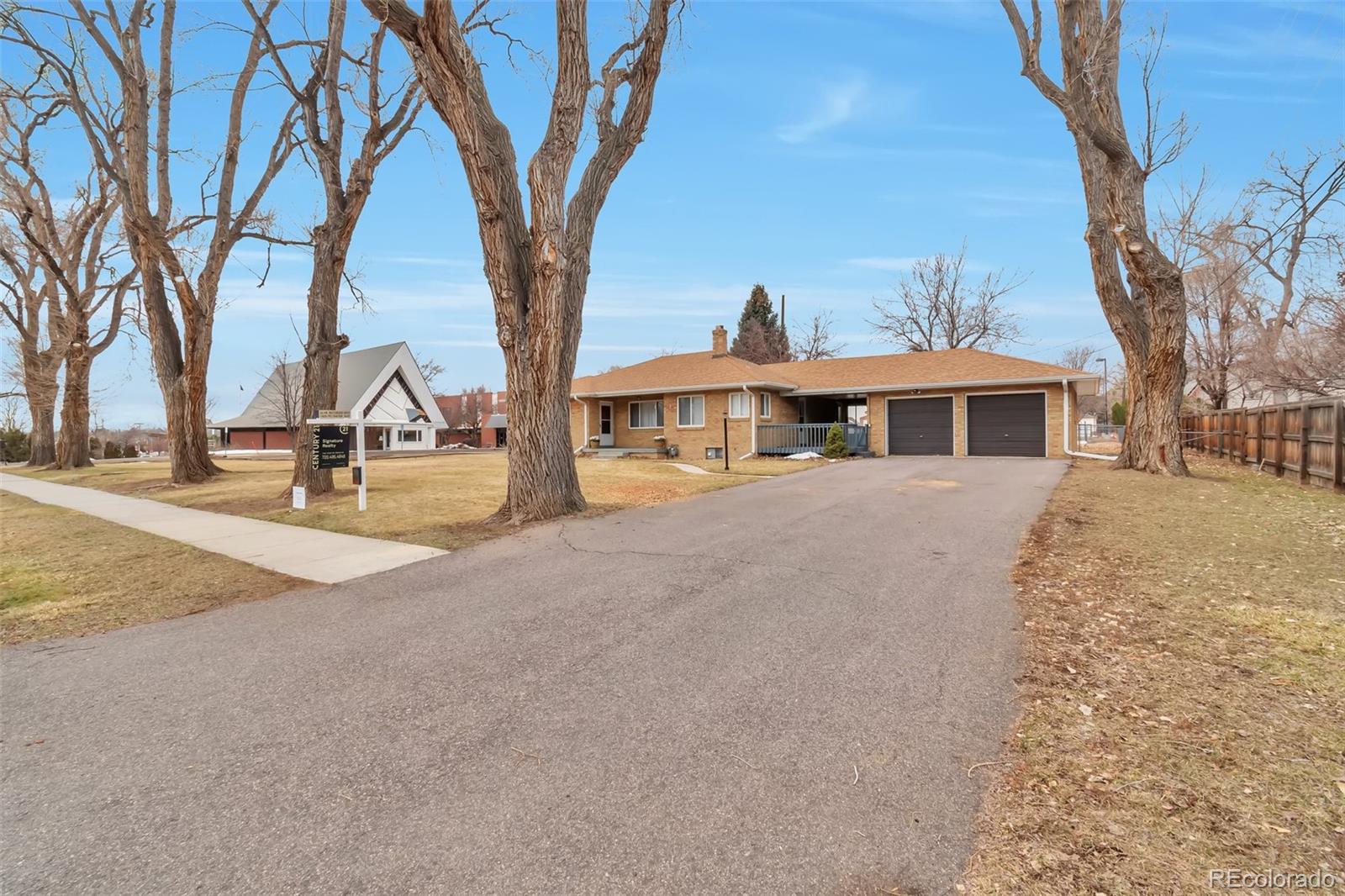 1765 Dover Street Lakewood CO 80215