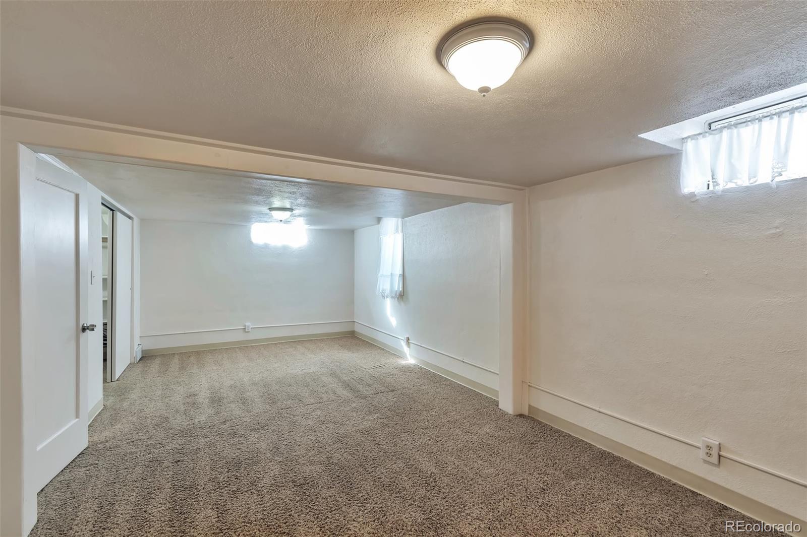 1765 Dover Street Lakewood CO 80215