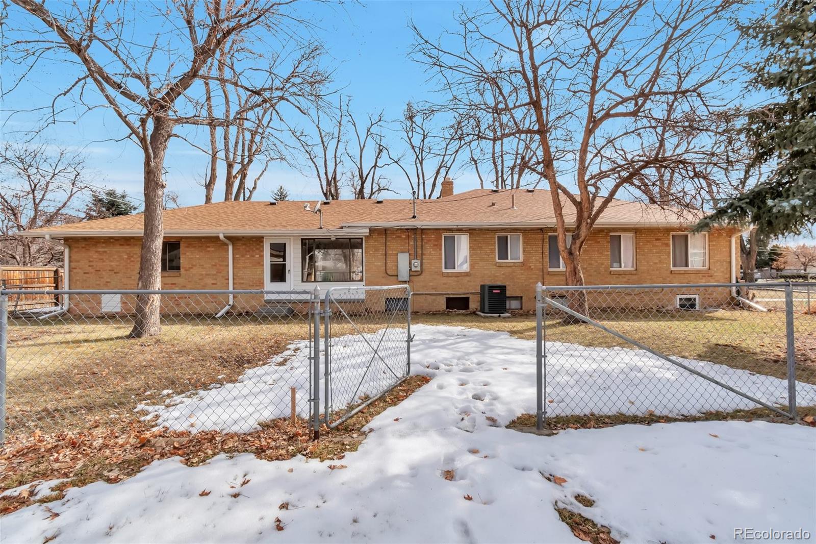 1765 Dover Street Lakewood CO 80215