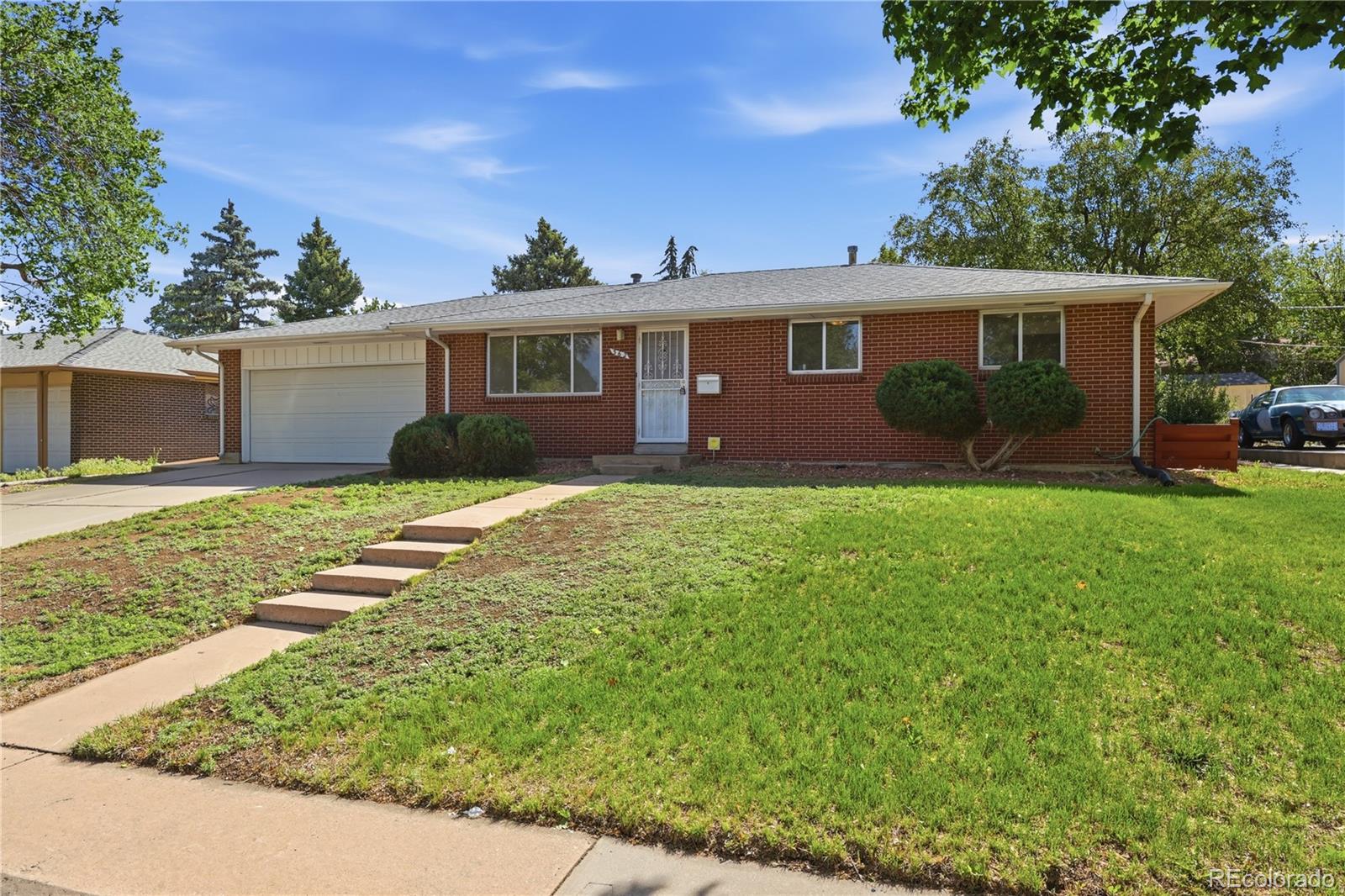 362 Empire Street Aurora CO 80010