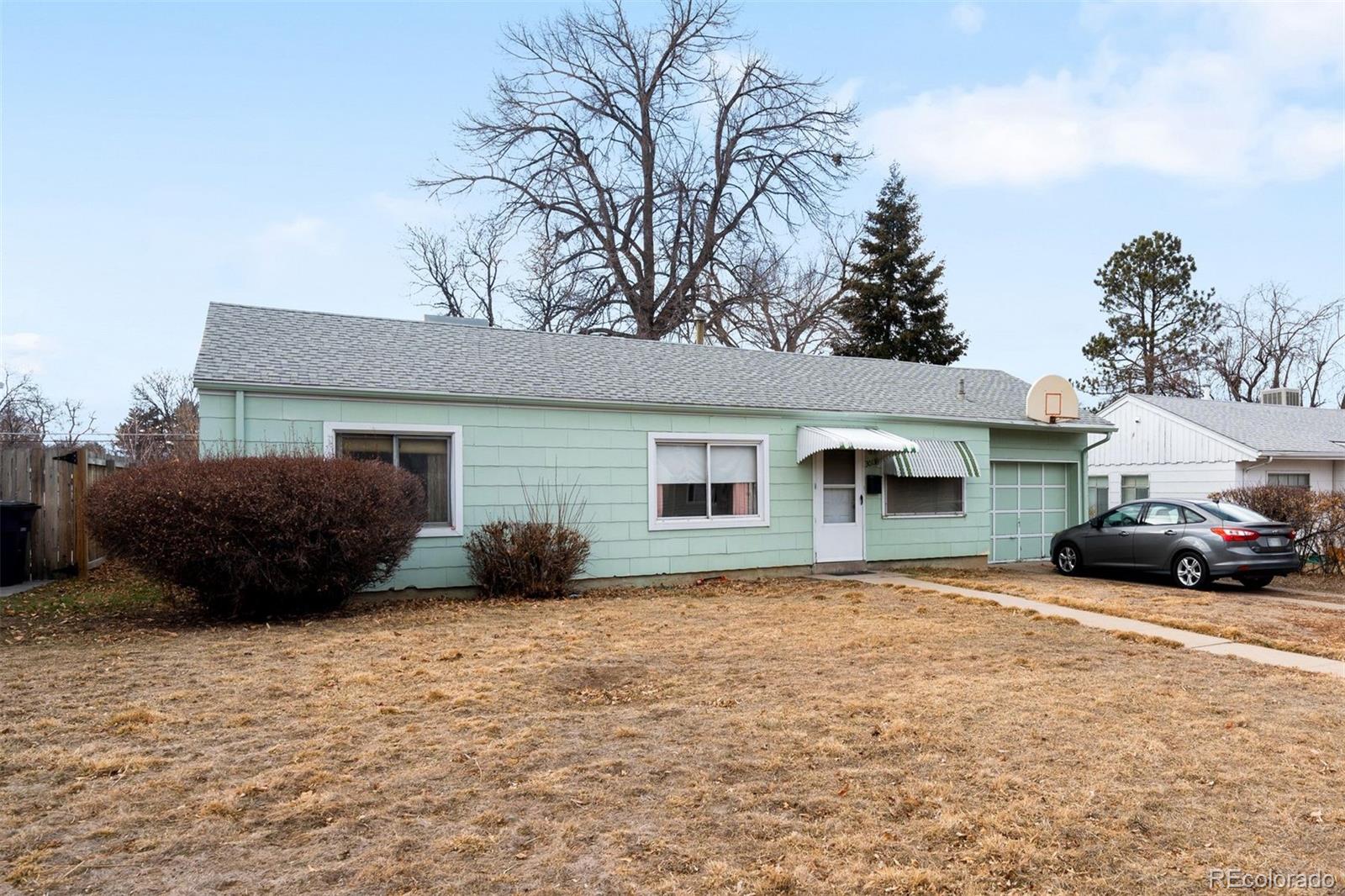 3013 S Cherry Way Denver CO 80222