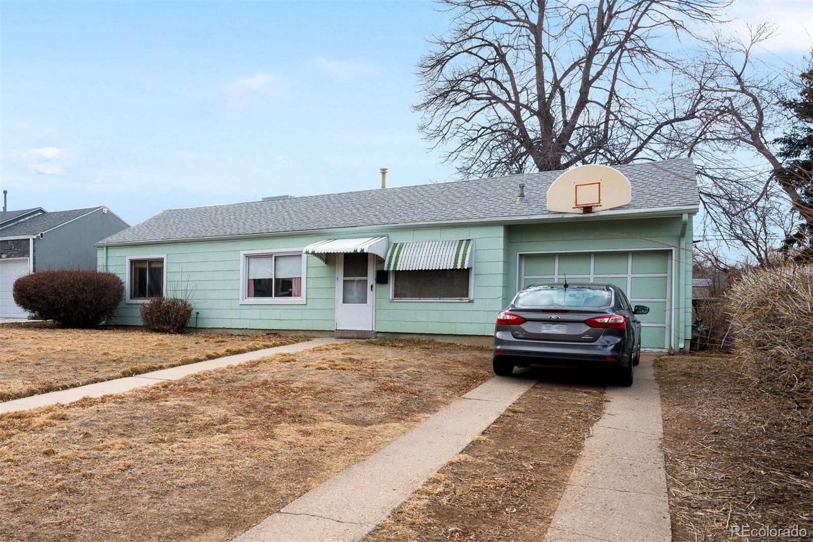 3013 S Cherry Way Denver CO 80222