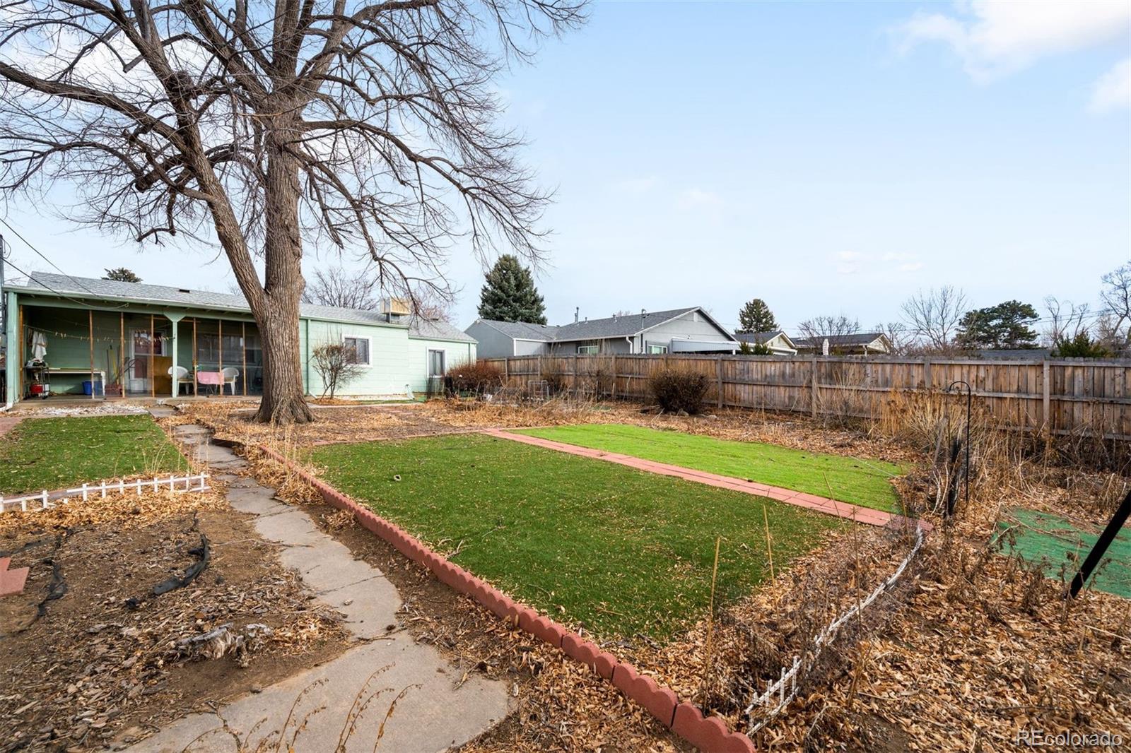 3013 S Cherry Way Denver CO 80222