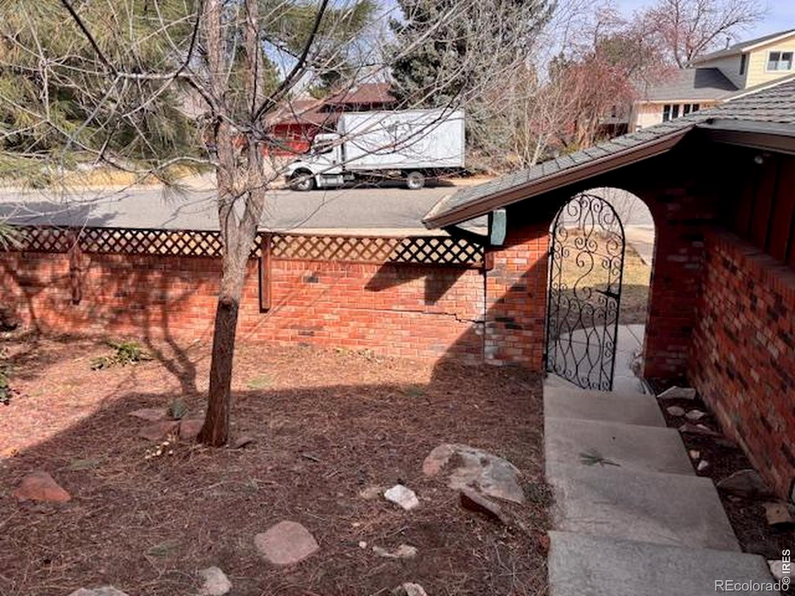 3331 Lakeview Circle Longmont CO 80503