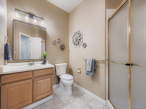 5860 S Espana Street Aurora CO 80015