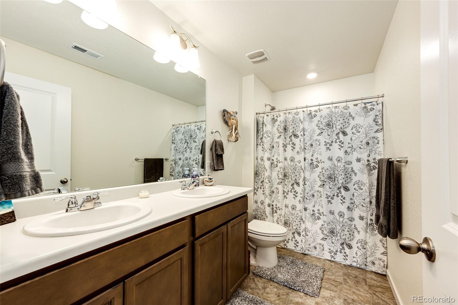 203 Coyote Street Bennett CO 80102