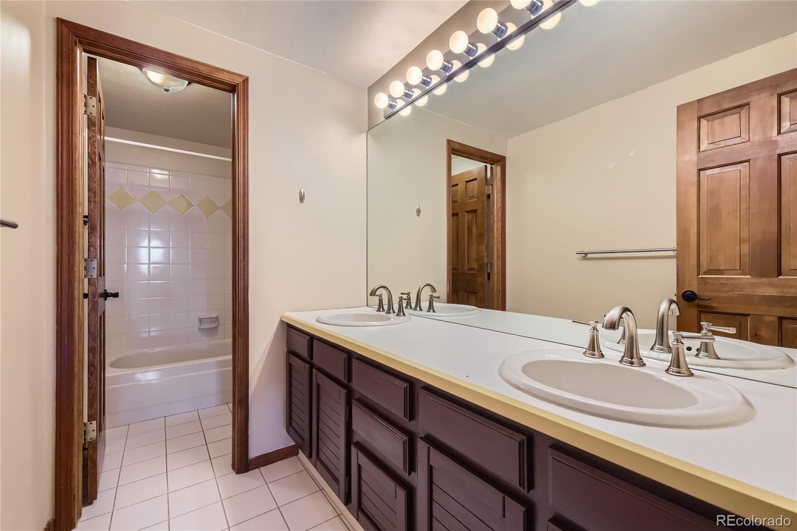 223 Durham Court Castle Pines CO 80108