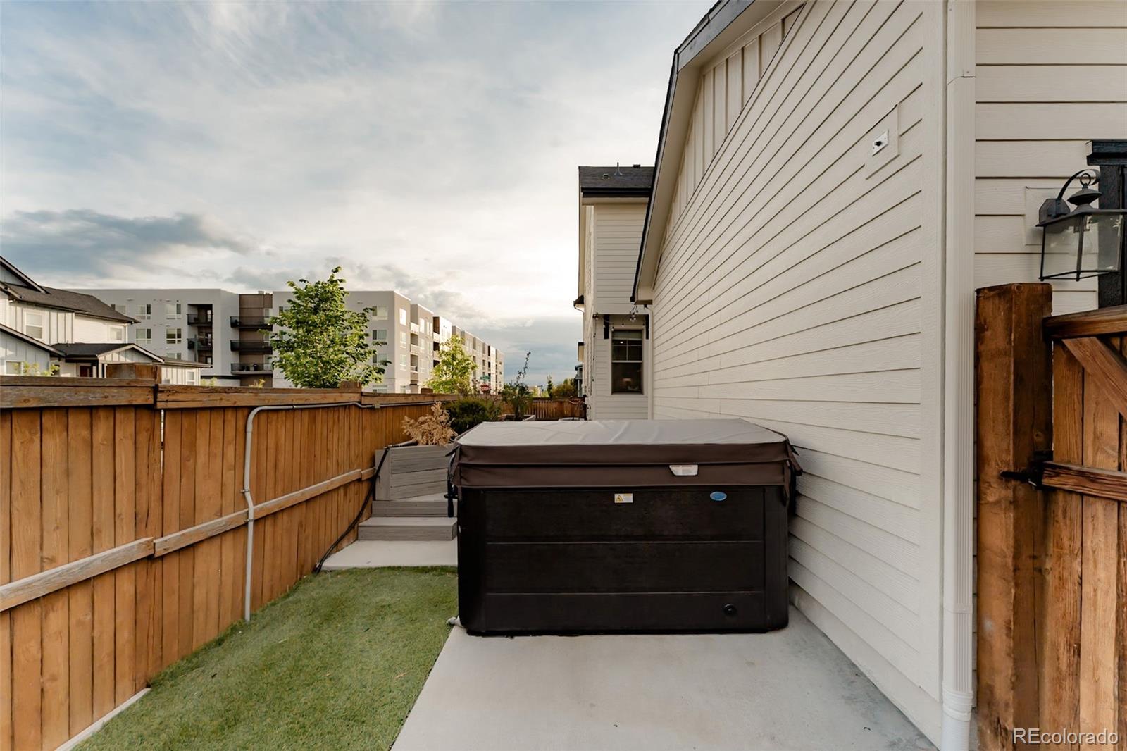 5706 Boston Court Denver CO 80238