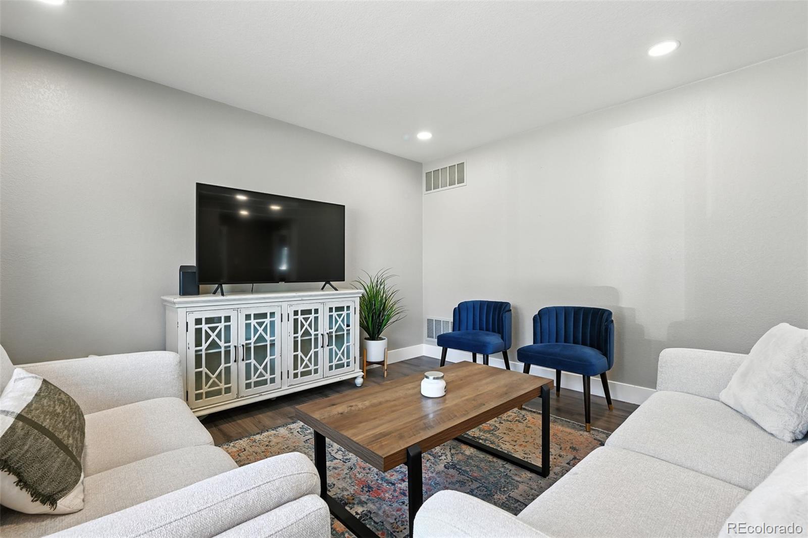 2714 S Raleigh Street Denver CO 80236