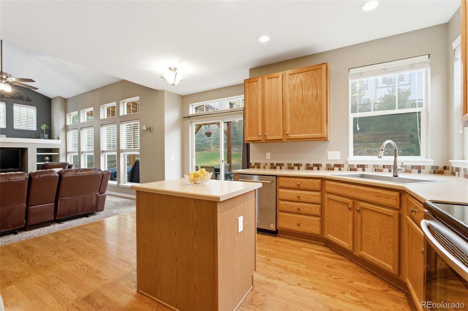 25295 E Park Crescent Drive Aurora CO 80016