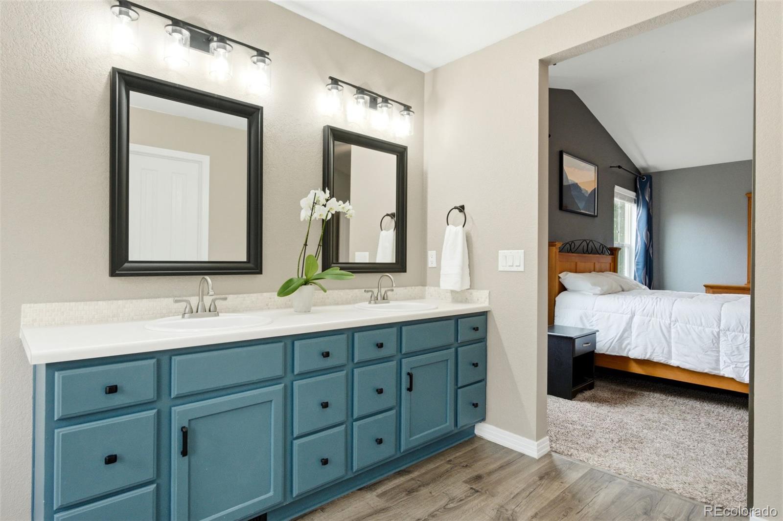 25295 E Park Crescent Drive Aurora CO 80016