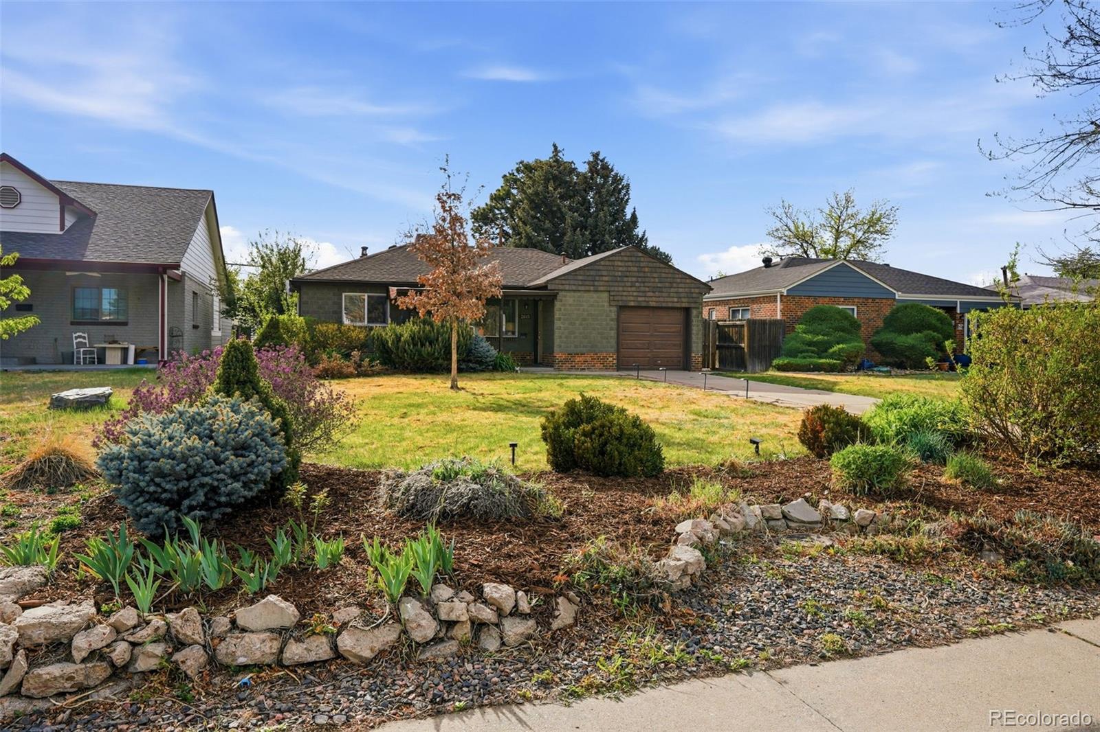 2815 Oneida Street Denver CO 80207