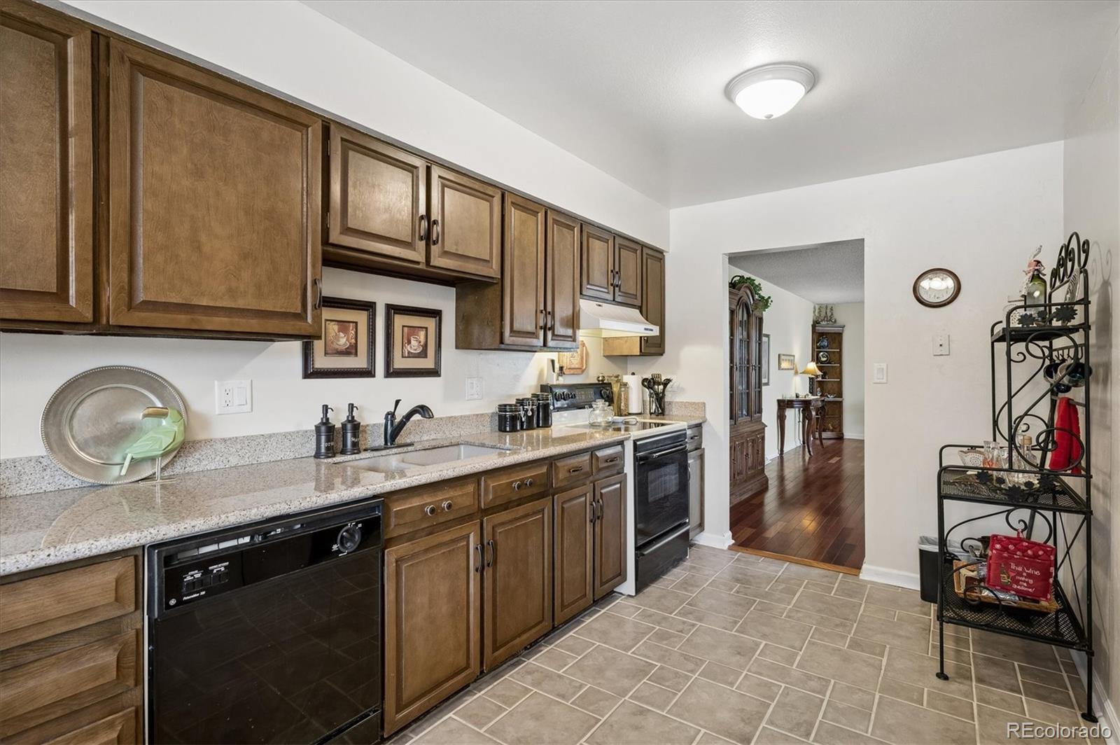 7335 W Maple Drive Lakewood CO 80226