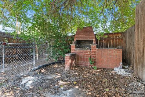 1390 Alton Street Aurora CO 80010