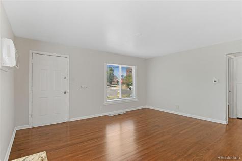 1390 Alton Street Aurora CO 80010