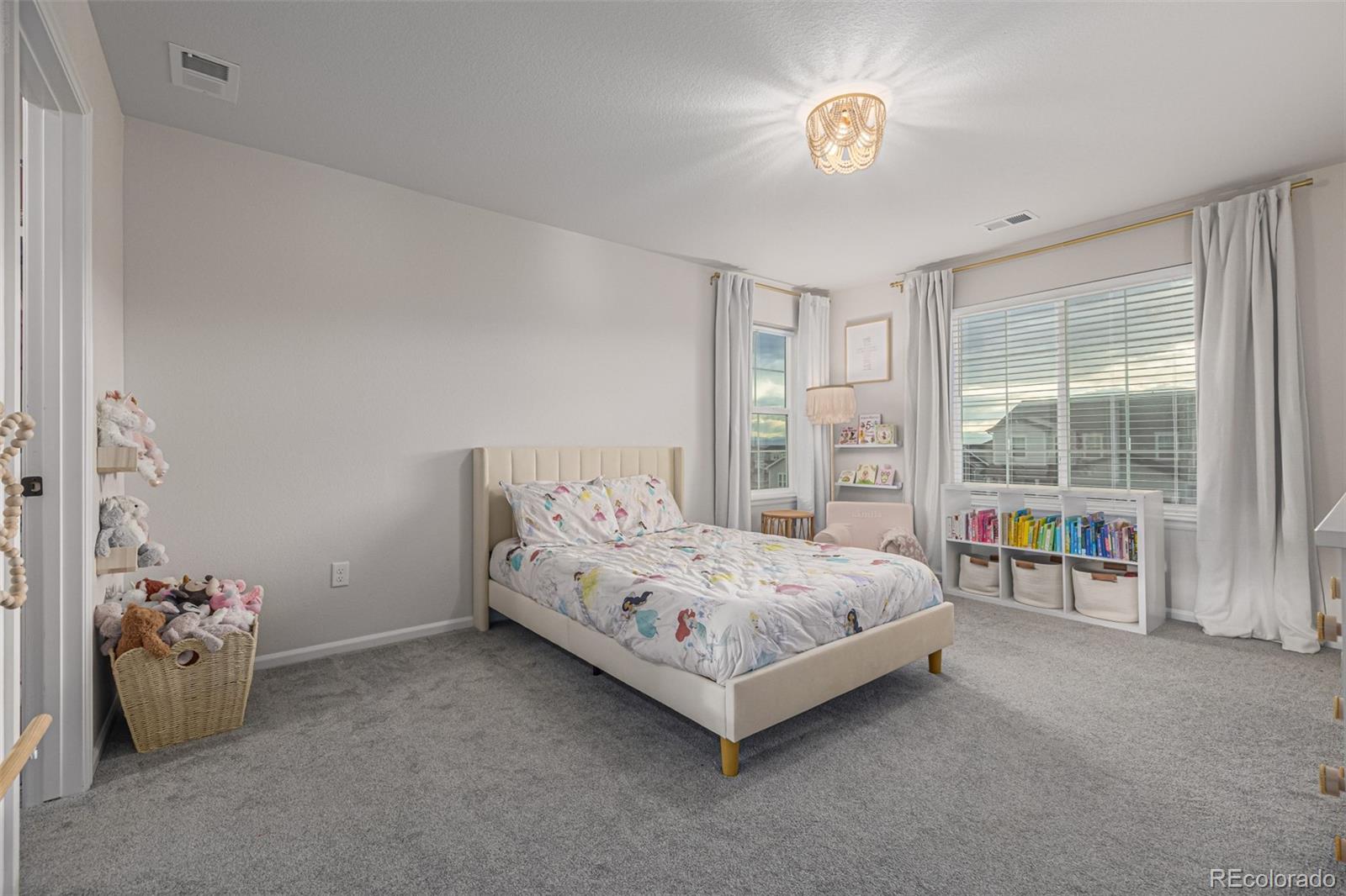 3986 Fultondale Street Aurora CO 80019