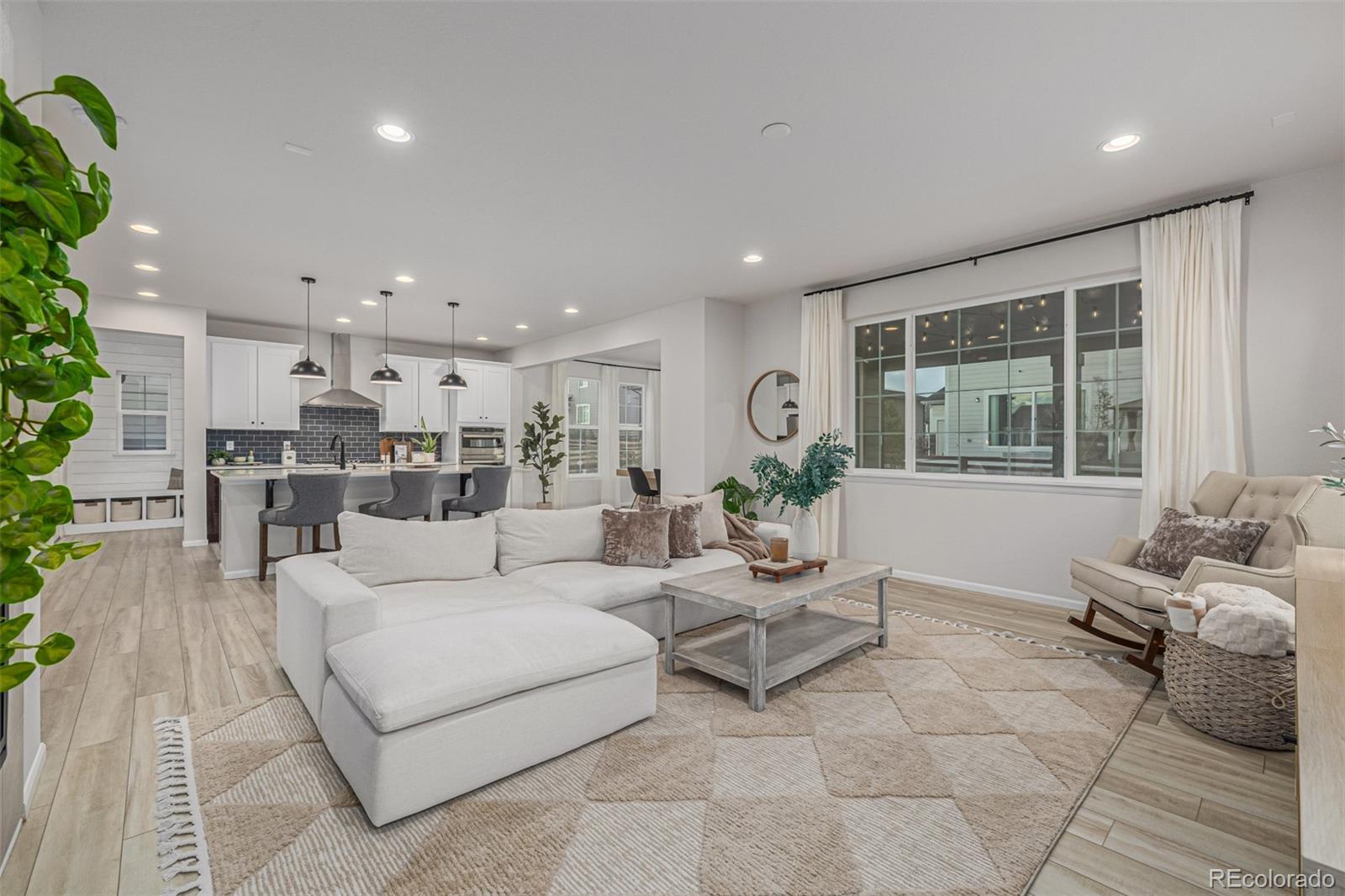 3986 Fultondale Street Aurora CO 80019