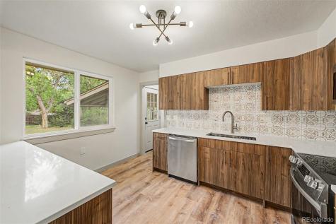 5011 S Meade Street Littleton CO 80123