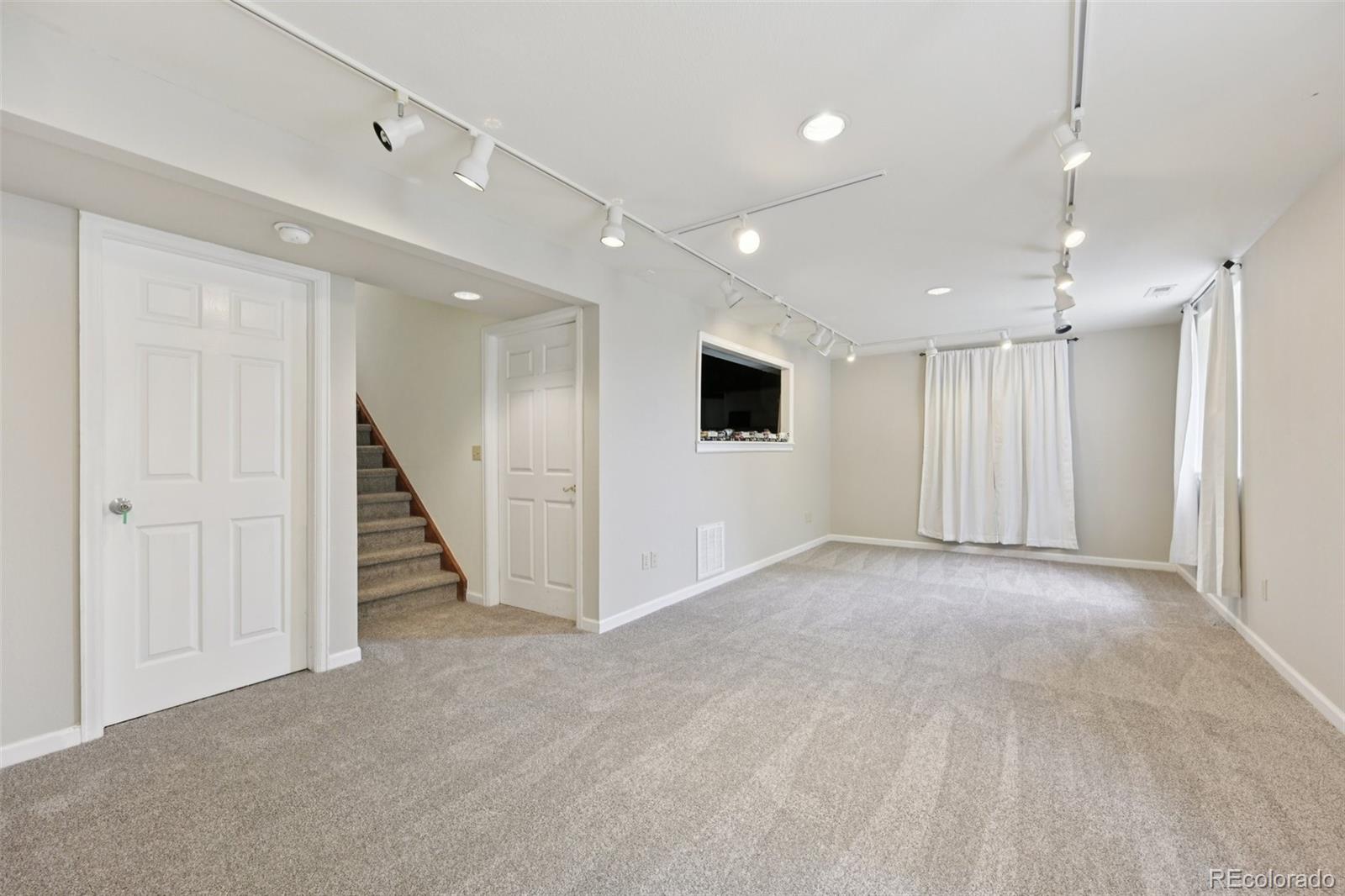 9385 Prairie View Drive Highlands Ranch CO 80126