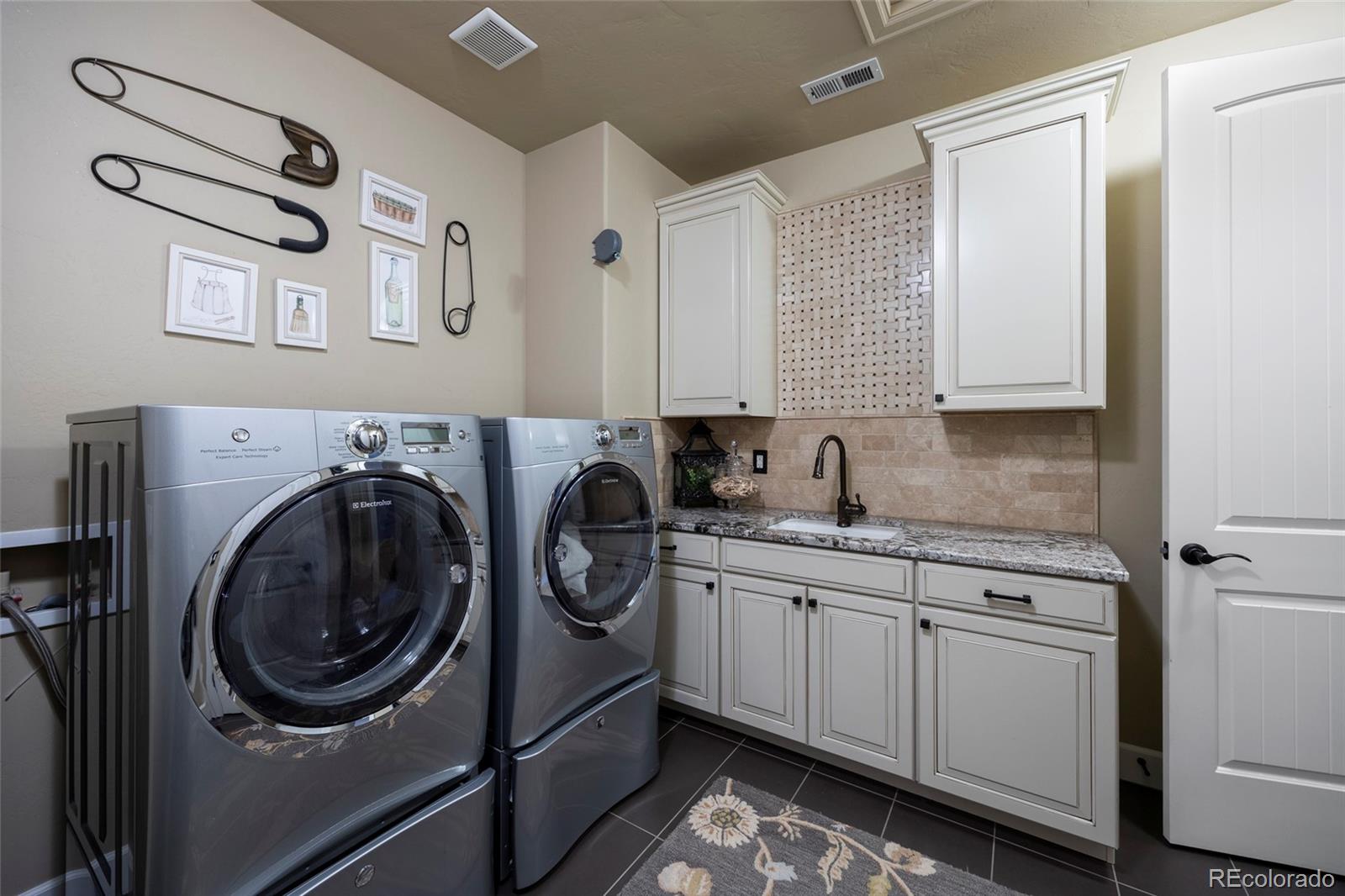 10601 Montecito Drive Lone Tree CO 80124