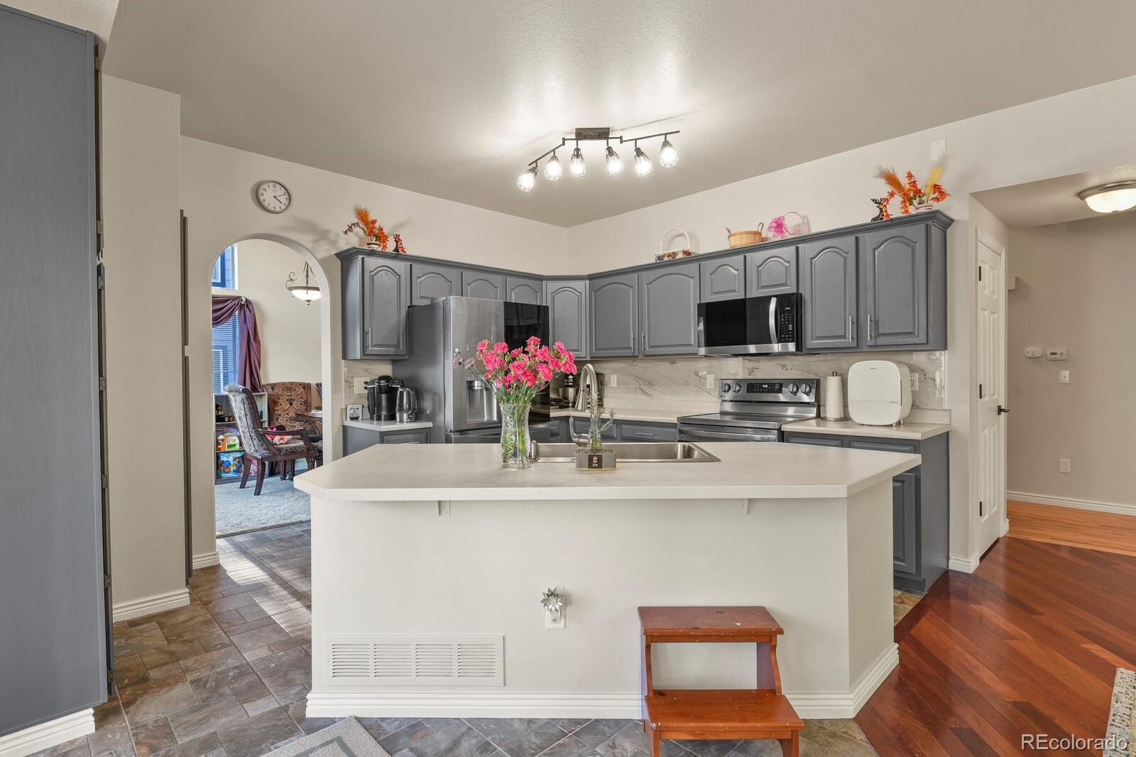 2024 Sandhurst Drive Castle Rock CO 80104