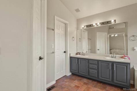 2024 Sandhurst Drive Castle Rock CO 80104