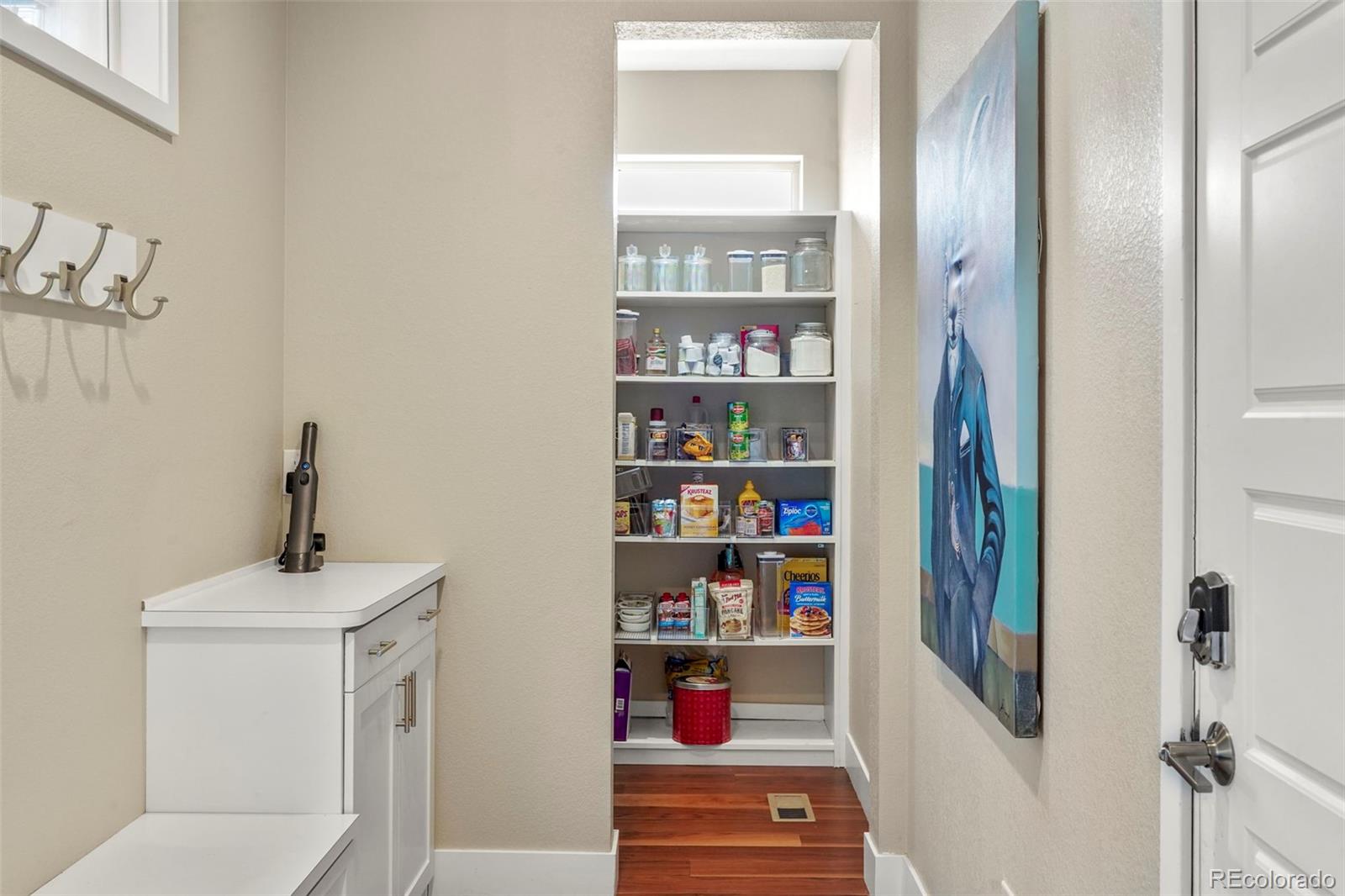 2562 S Norse Court Lakewood CO 80228