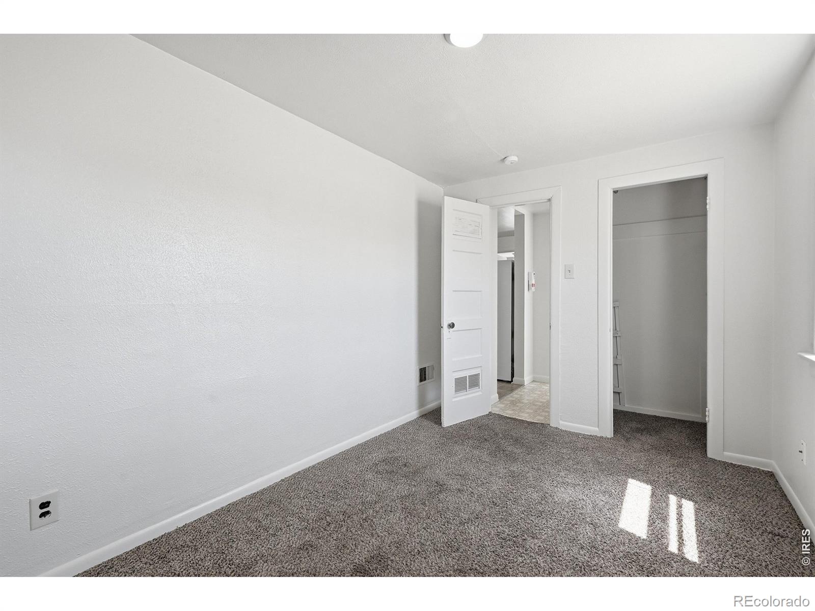 2322 W 9th Street Greeley CO 80634