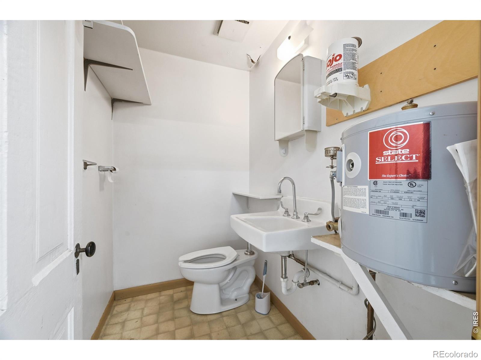 2322 W 9th Street Greeley CO 80634