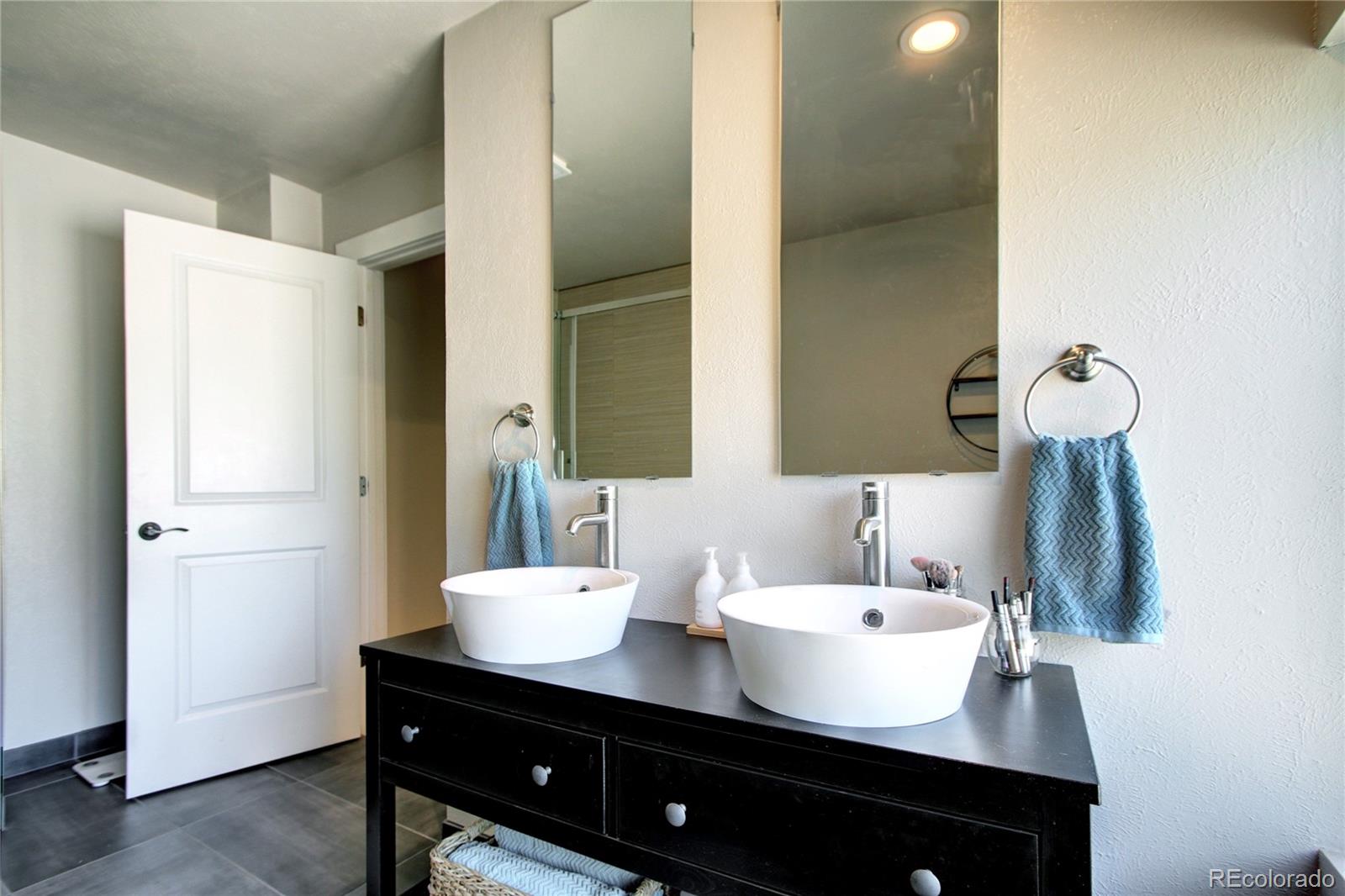 6134 E Mineral Drive Centennial CO 80112