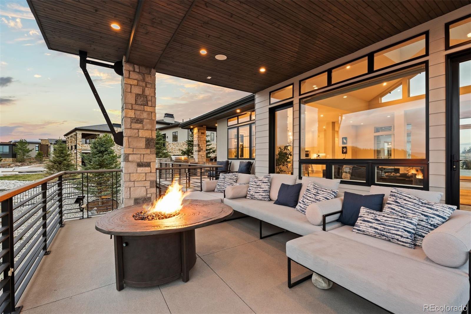 7436 Sapphire Pointe Boulevard Castle Rock CO 80108