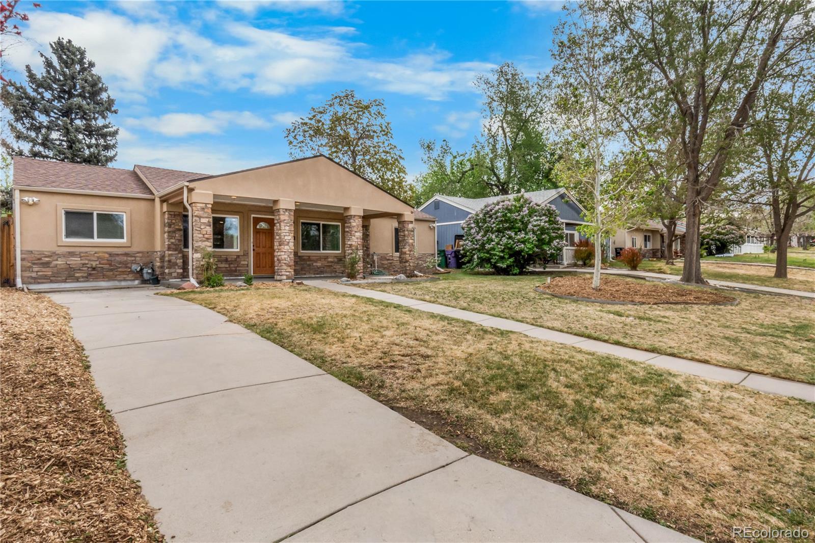 3056 S Grape Way Denver CO 80222